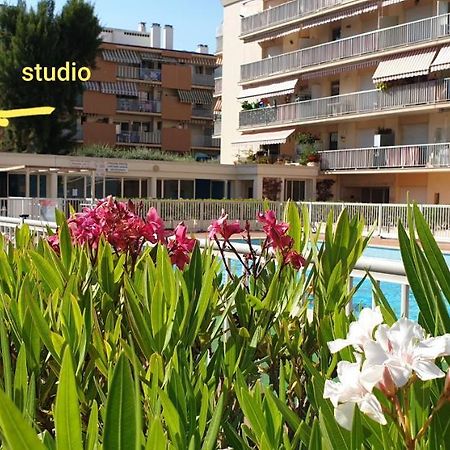 Les Caroubiers Apartment Roquebrune-Cap-Martin Luaran gambar